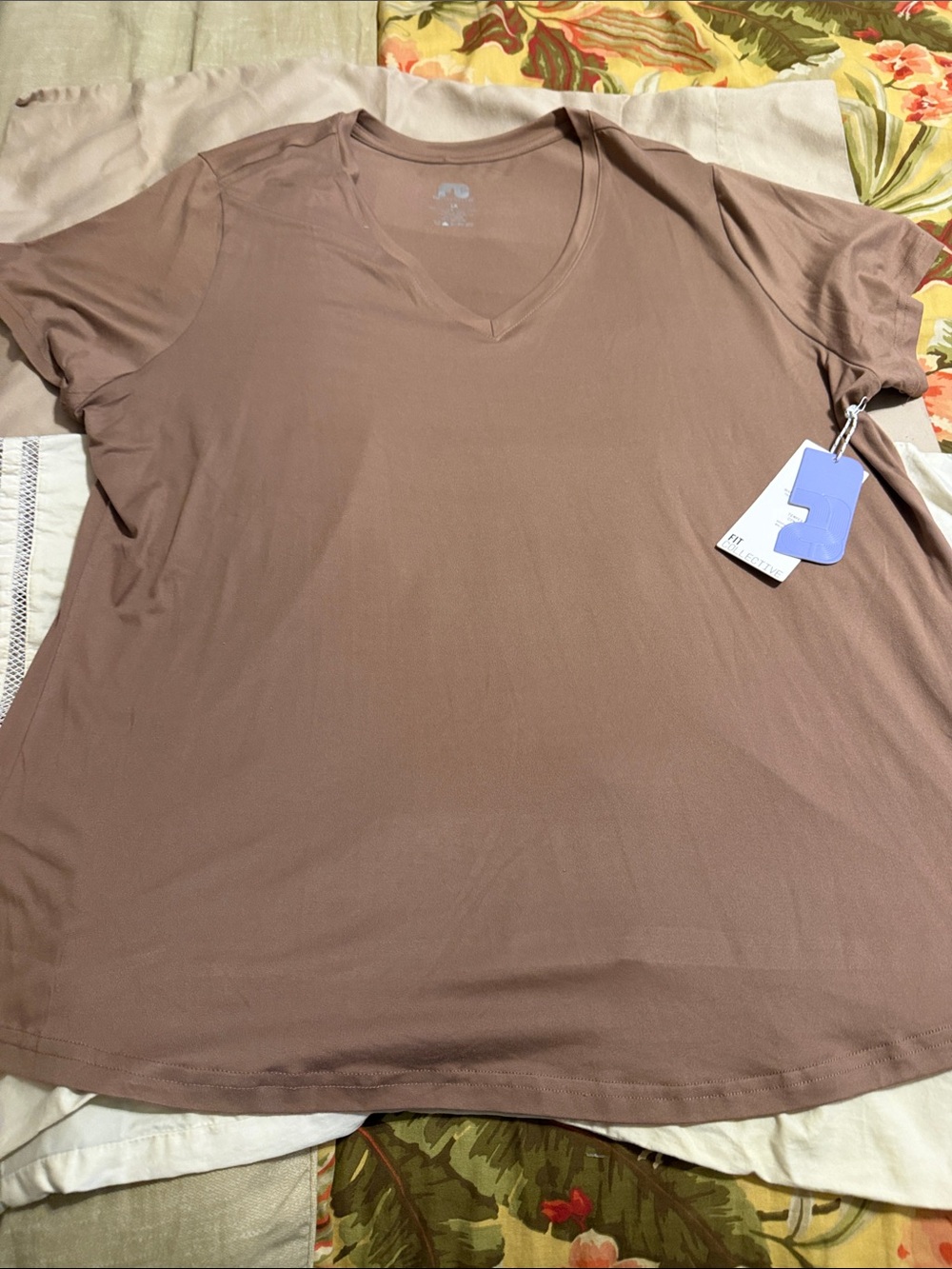 Women's V-Neck Short Sleeve Top - Dusty Mauve